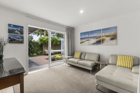 Photo of property in 115b Oceanview Road, Mount Maunganui, 3116
