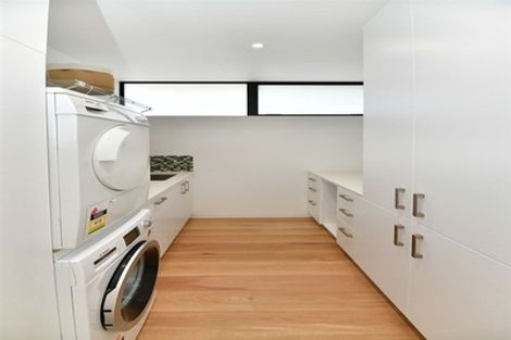 Photo of property in 25c Duncansby Road, Stanmore Bay, Whangaparaoa, 0932