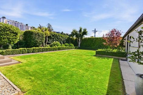 Photo of property in 17 Wycolla Avenue, Saint Clair, Dunedin, 9012