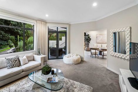 Photo of property in 1a Whitby Crescent, Mairangi Bay, Auckland, 0630