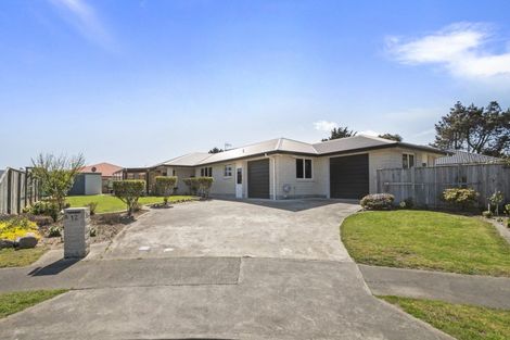 Photo of property in 12 Malthus Place, Foxton Beach, Foxton, 4815
