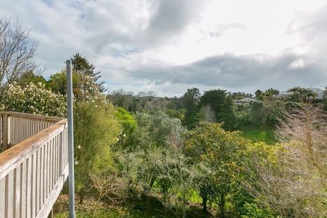Photo of property in 6 Pararewa Drive, Whalers Gate, New Plymouth, 4310