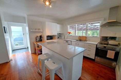 Photo of property in 26 Fordham Street, Beach Haven, Auckland, 0626