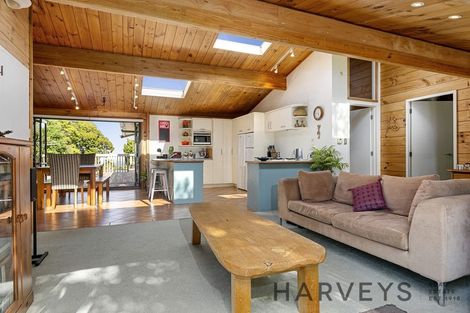 Photo of property in 192 Mountain Road, Henderson Valley, Auckland, 0612