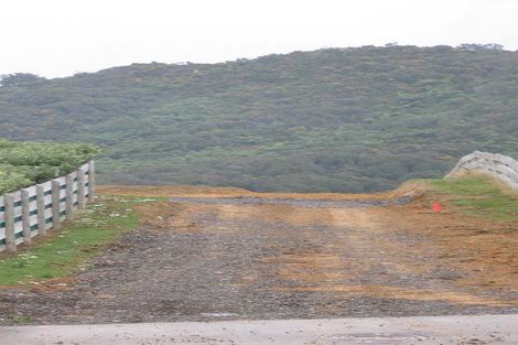 Photo of property in 1a Grace Nicholls Grove, Riverstone Terraces, Upper Hutt, 5018