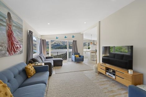 Photo of property in 26 Bayview Crescent, Duvauchelle, 7581