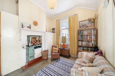 Photo of property in 60 Victoria Road, Saint Kilda, Dunedin, 9012