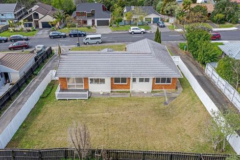 Photo of property in 49 Centorian Drive, Windsor Park, Auckland, 0632