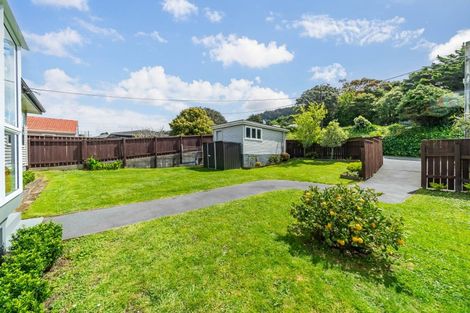 Photo of property in 342 Main Road, Tawa, Wellington, 5028