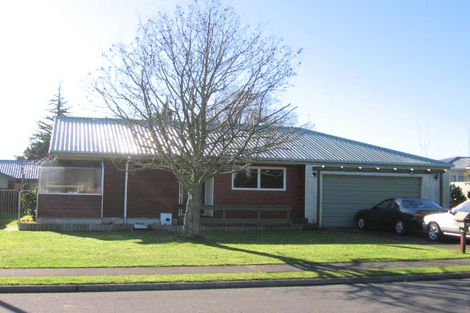 Photo of property in 20 Dover Road, St Andrews, Hamilton, 3200