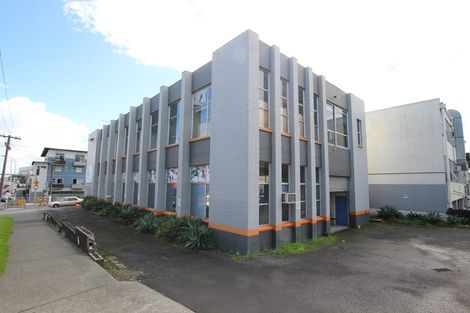 Photo of property in 1/2 Fenton Street, Papatoetoe, Auckland, 2025