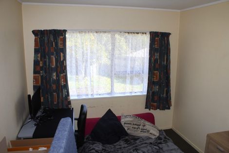 Photo of property in 5 Turner Place, Pukekohe, 2120