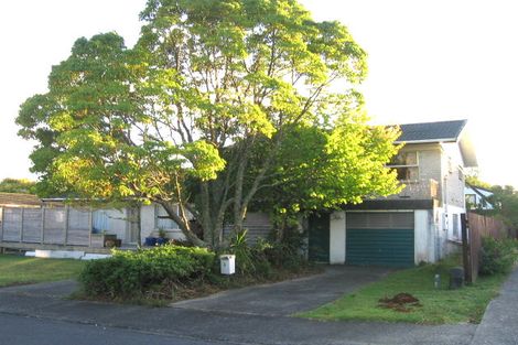 Photo of property in 1/3 Mannering Place, Hillcrest, Auckland, 0627