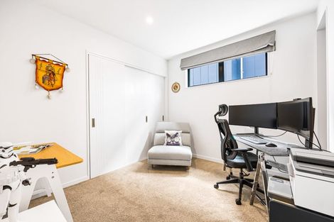 Photo of property in 100 Tarapuka Road, Westgate, Auckland, 0814