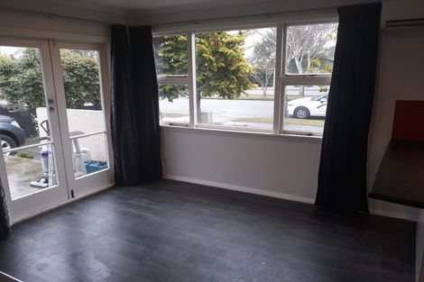 Photo of property in 5 Cottonwood Street, Parklands, Christchurch, 8083