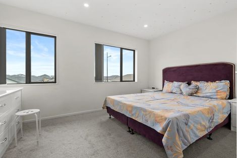 Photo of property in 35 Sapwood Crescent, Takanini, 2110