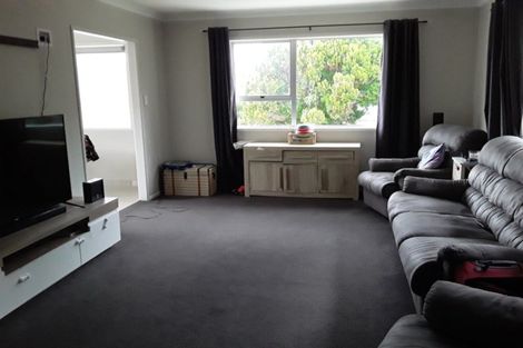 Photo of property in 19 Gaylands Place, Opaheke, Papakura, 2113