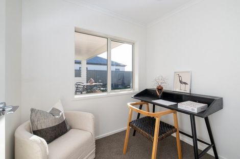 Photo of property in 76 Pelorus Avenue, Poraiti, Napier, 4112