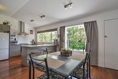 Photo of property in 815 Churchill Street, Akina, Hastings, 4122