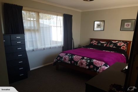 Photo of property in 9 Aztec Place, Redwood, Christchurch, 8051