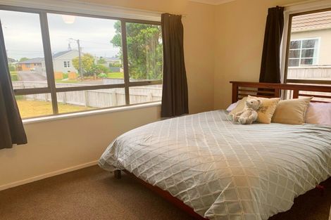 Photo of property in 8 Chard Street, Westown, New Plymouth, 4310