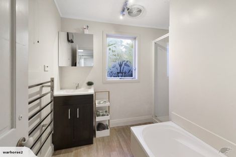 Photo of property in 1 Pitarua Street, Thorndon, Wellington, 6011