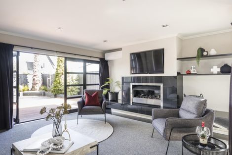 Photo of property in 7a Florence Avenue, Palmerston North, 4414