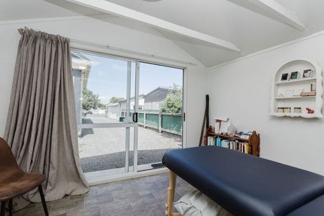 Photo of property in 11 Waterloo Street, Dannevirke, 4930