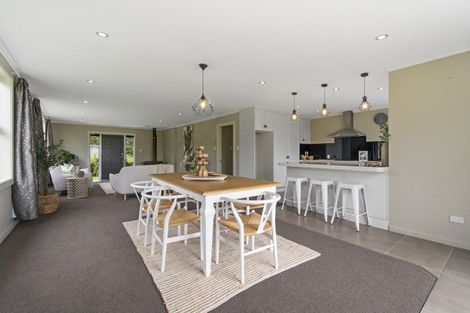 Photo of property in 3-5 Thompson Street, Shannon, 4821