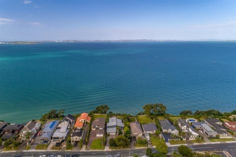 Photo of property in 98 Clovelly Road, Bucklands Beach, Auckland, 2012