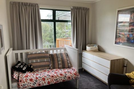 Photo of property in 76 Lauderdale Road, Birkdale, Auckland, 0626