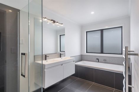 Photo of property in 70 Cumberland Drive, Flagstaff, Hamilton, 3210