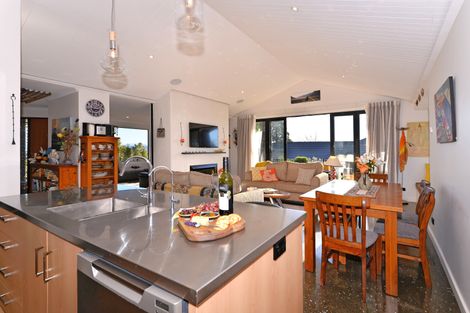 Photo of property in 63 Somerset Terrace, Stoke, Nelson, 7011