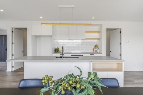 Photo of property in 12 Greig Crescent, Amberley, 7481