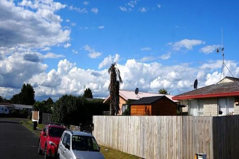 Photo of property in 8 Leslie Place, Deanwell, Hamilton, 3206