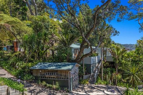 Photo of property in 16 Pohutukawa Avenue, Ohope, 3121
