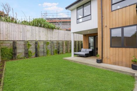 Photo of property in 17 Marsics Street, Glen Innes, Auckland, 1072