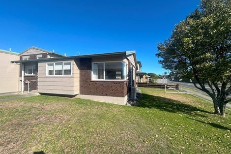 Photo of property in 65 Golf Road, Mount Maunganui, 3116