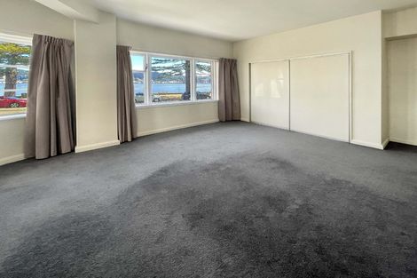 Photo of property in Olympus Flats, 1/280 Oriental Parade, Oriental Bay, Wellington, 6011