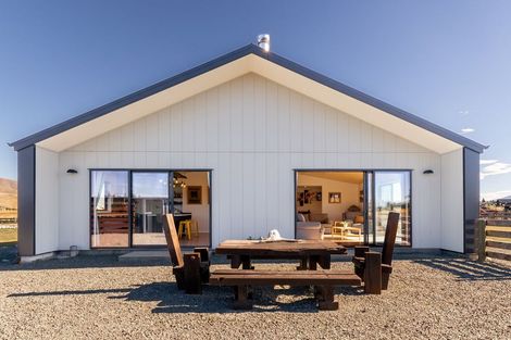 Photo of property in 1 Tussock Crescent, Twizel, 7901