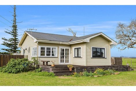 Photo of property in 71 Pouto Road, Dargaville, 0371