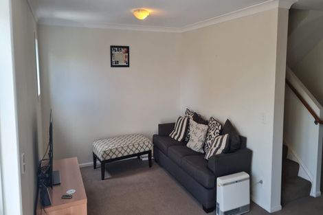 Photo of property in 3/7 Belle Verde Drive, Sunnynook, Auckland, 0630