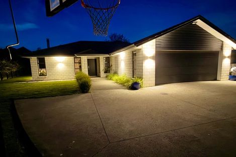 Photo of property in 3 Downer Access Road, Kaukapakapa, 0873