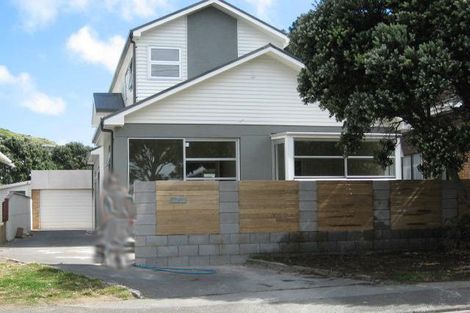Photo of property in 34 Burnham Street, Seatoun, Wellington, 6022