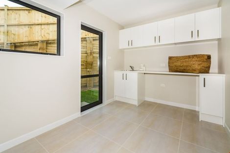 Photo of property in 48 Golden Morning Drive, Albany Heights, Auckland, 0632