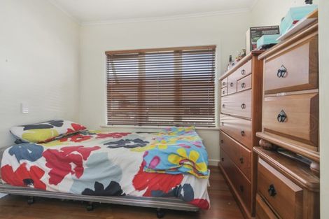 Photo of property in 15 Putini Road, Mangere Bridge, Auckland, 2022
