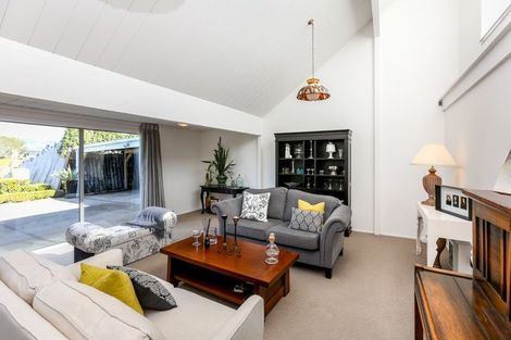 Photo of property in 592a Frankley Road, Hurworth, New Plymouth, 4371