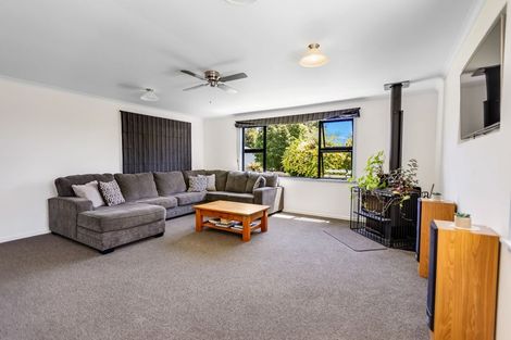 Photo of property in 32 Porikapa Road, Owhata, Rotorua, 3010