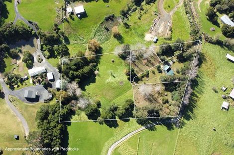 Photo of property in 215 Tara Road, Mangawhai, 0573