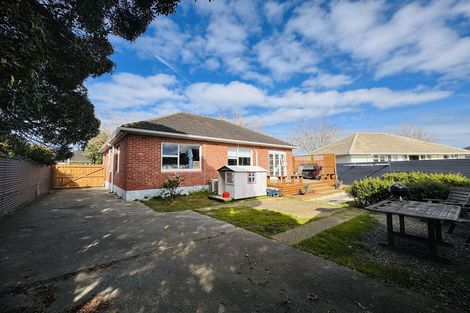 Photo of property in 45 Rangiora Avenue, Roslyn, Palmerston North, 4414
